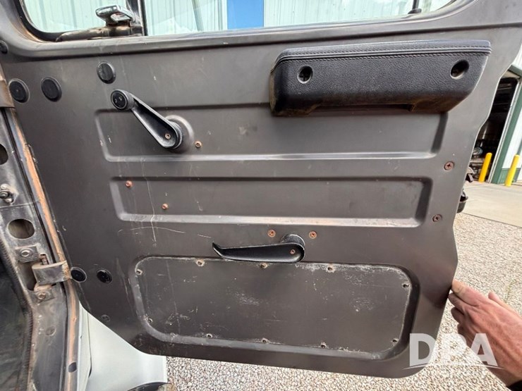 1993-ihc-4900-truck-(gp11369,-unit-44788)-image-42