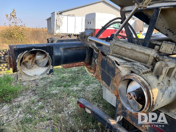 2002-kenworth-t800-image-35