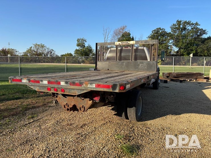 2001-gmc-3500-image-7