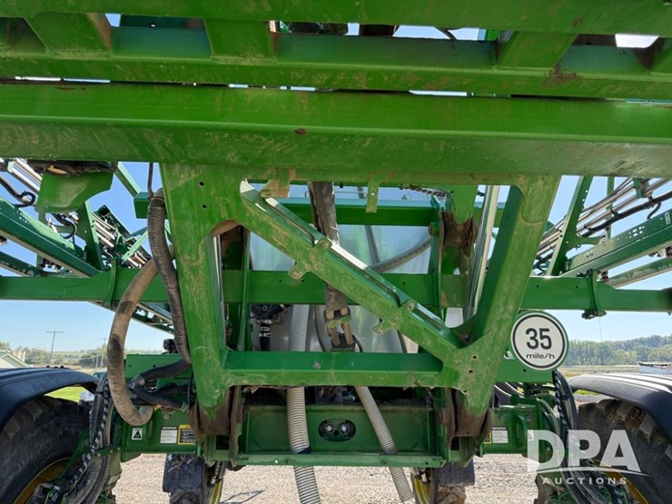 2022-john-deere-412r-image-88