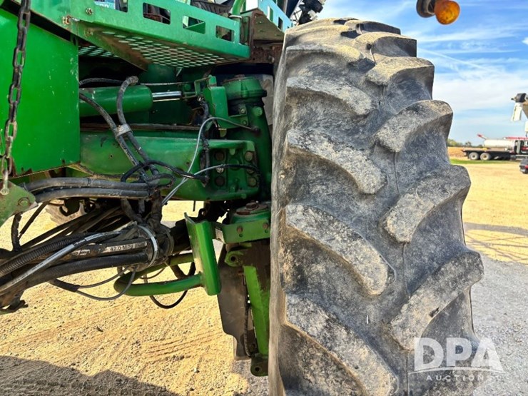 2014-john-deere-4940-image-44