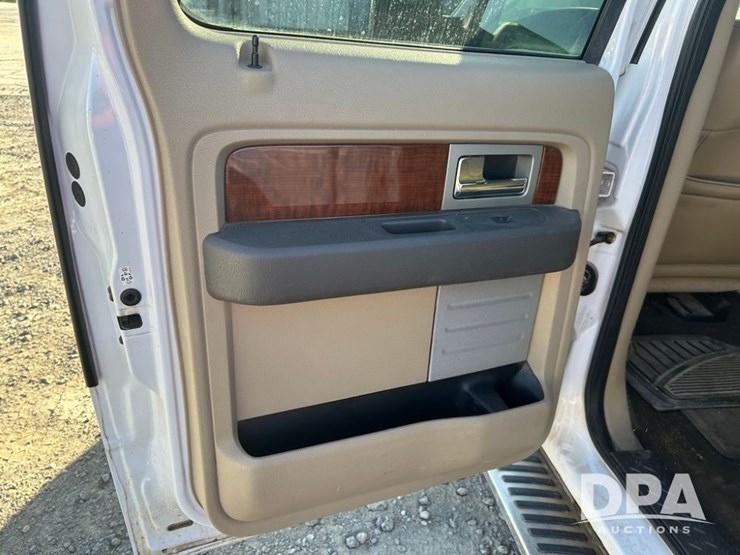2010-ford-f150-lariat-image-23