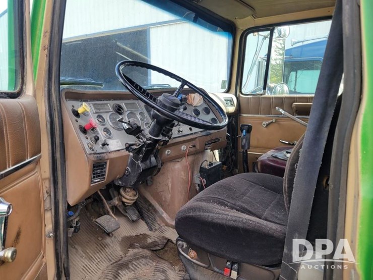 1995-ford-lt9000-image-5