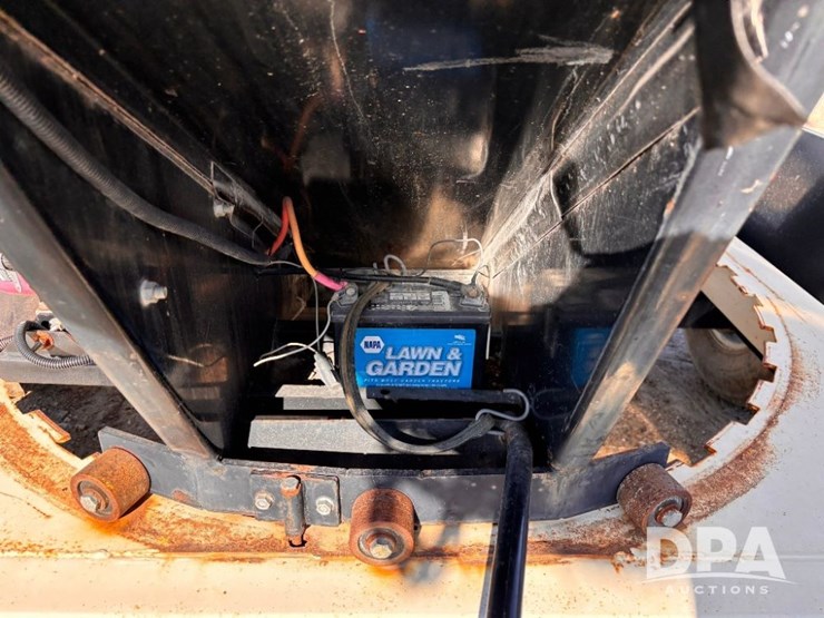 2010-meridian-240rt-image-25