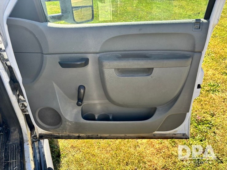 2012-chevrolet-2500hd-image-63