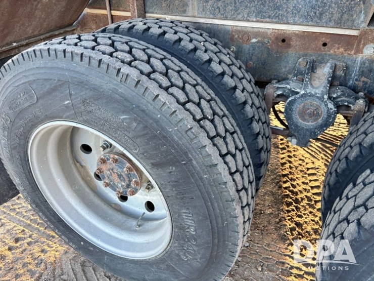 1987-freightliner-dry-tender-truck-(gp11695,-unit-401)-image-42