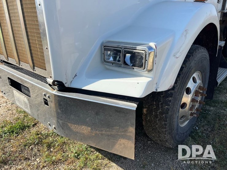 2002-kenworth-t800-image-15