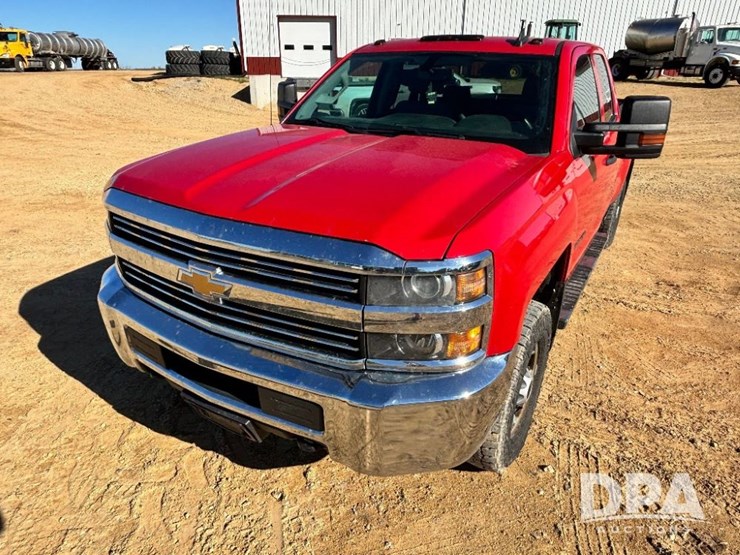 2016-chevrolet-2500-image-2