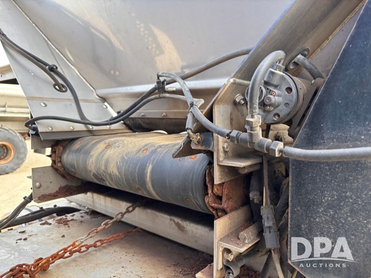 2014-kenworth-t470-image-35