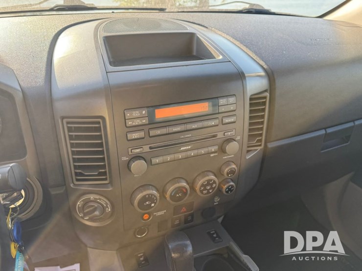 2004-nissan-armada-se-image-17