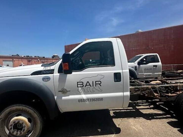 2016-ford-f550-image-2