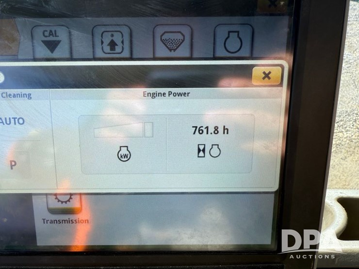 2023-john-deere-800r-image-133