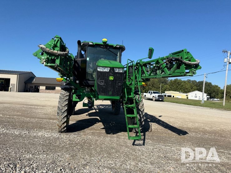 2022-john-deere-412r-image-43