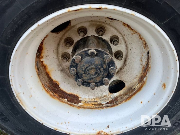 2002-kenworth-t800-image-29