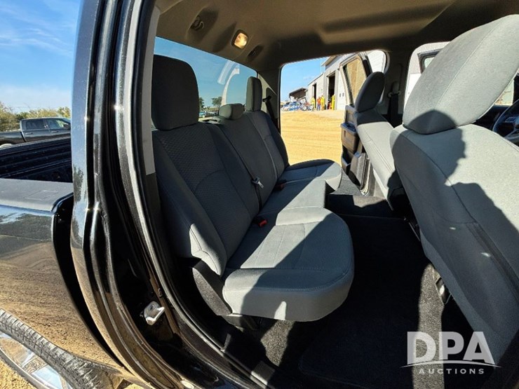 2016-dodge-ram-1500-image-62