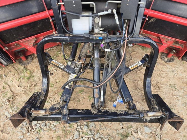 #6906-•-approx.-90"-hiniker-snow-v-plow-w/lights-image-7