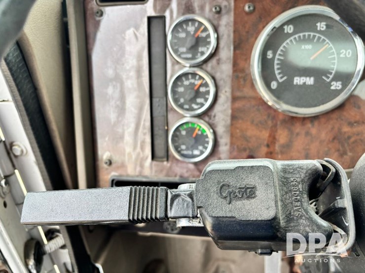 2007-ihc-9200i-liquid-nurse-truck-(gp11642,-unit-505)-image-85