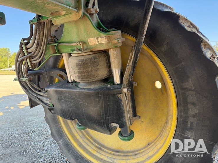 2021-john-deere-r4044-image-65