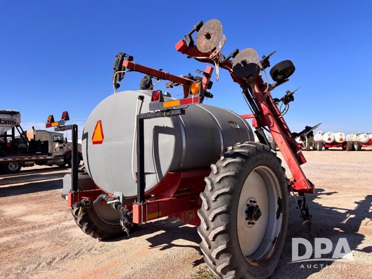 2002-case-ih-2800-image-8