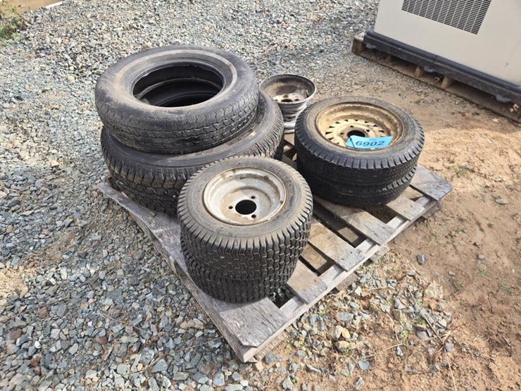 #6902-•-miscellaneous-tires-and-rims-image-4