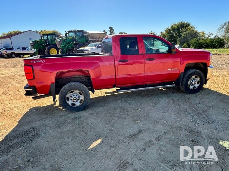 2016-chevrolet-2500-image-8