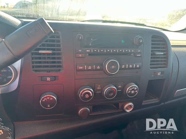 2008-chevrolet-1500-image-26