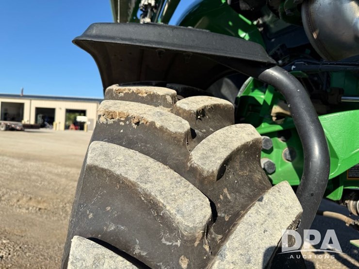 2021-john-deere-r4044-image-41