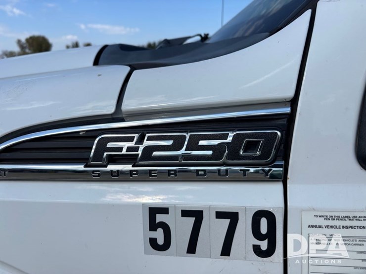 2015-ford-f250-image-13