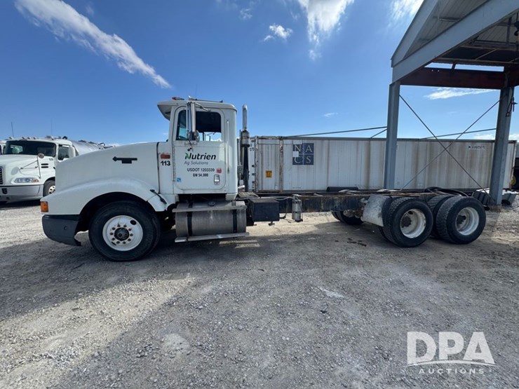 1994-international-9400-image-4