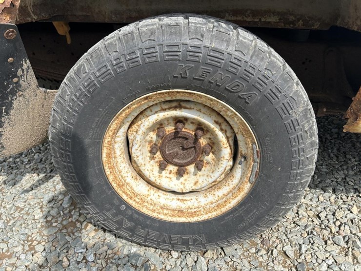 2006-ford-e350-image-48