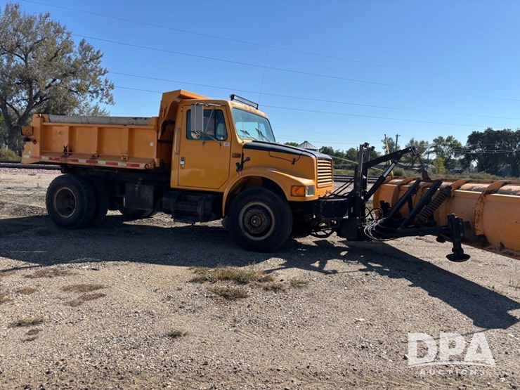 1990-international-4700-image-7