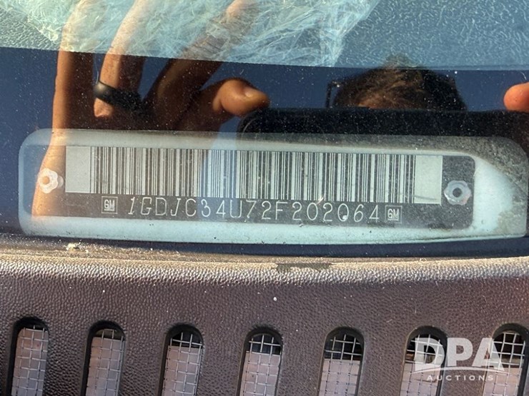 2002-gmc-3500-image-54