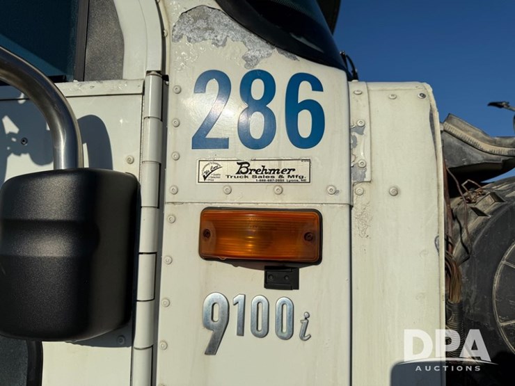 2002-international-9100i-cab/chassis-(np6156,-unit-286)-image-51