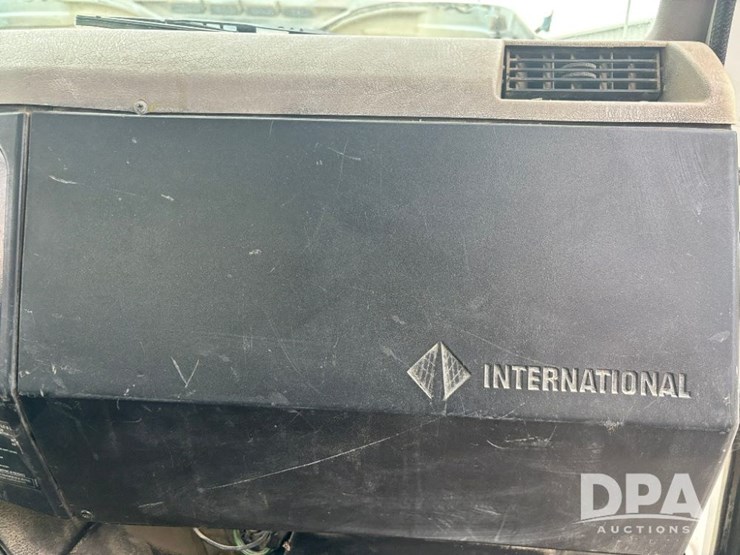 1999-international-4900-image-80