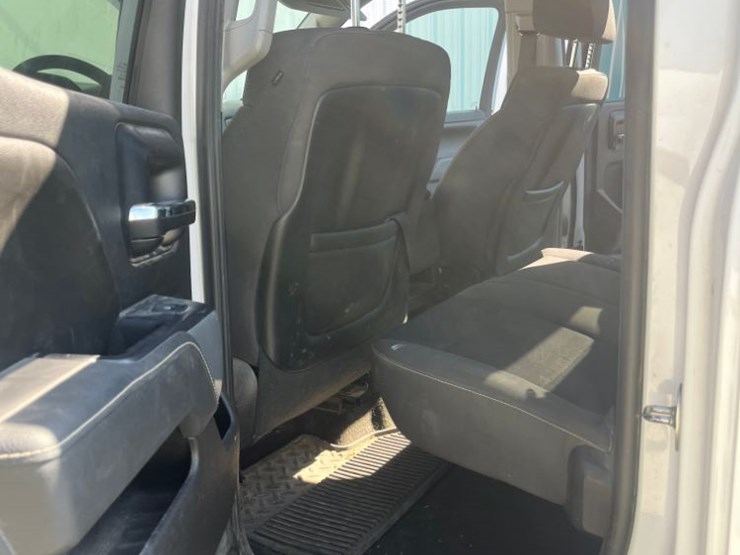 2014-chevrolet-silverado-image-63