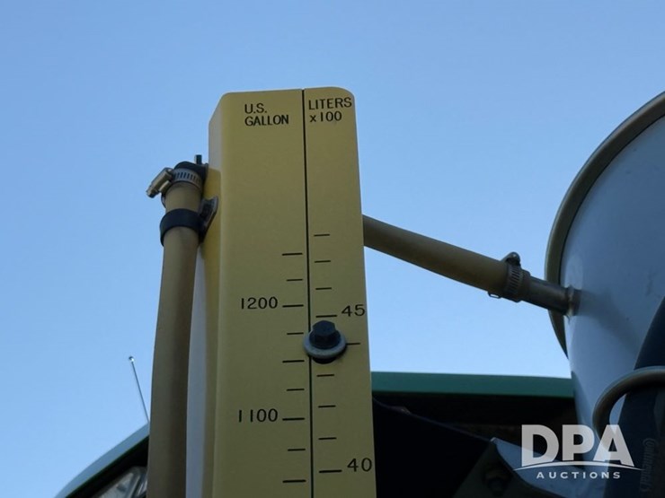 2022-john-deere-412r-image-135