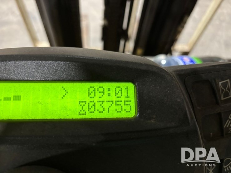 yale-forklift-(dr12338)-image-24