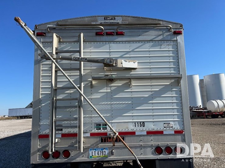 2010-timpte-super-hopper-image-30