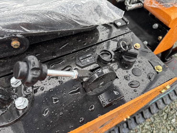 #6463-•-unused-future-ft13-mini-excavator-image-15