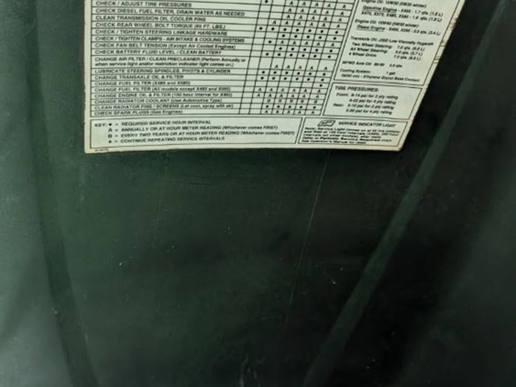 john-deere-x585-image-14