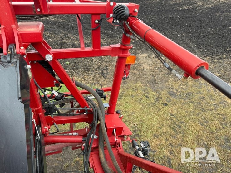 2024-case-ih-patriot-4350-image-21