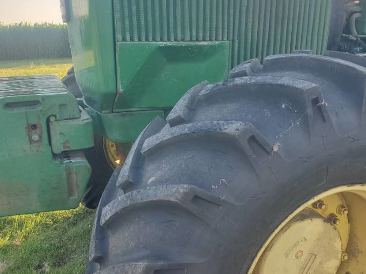 1992-john-deere-4960-image-6