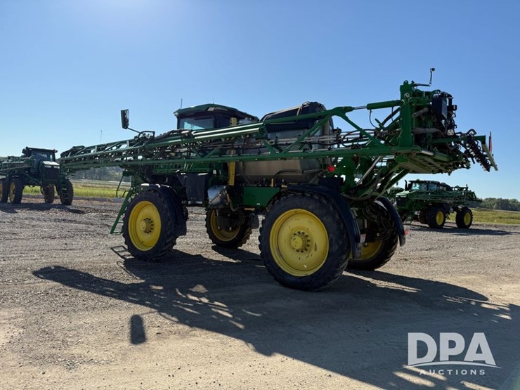 2022-john-deere-412r-image-25