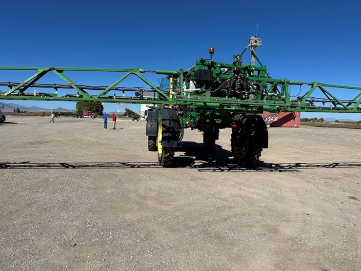 2015-john-deere-r4045-image-17