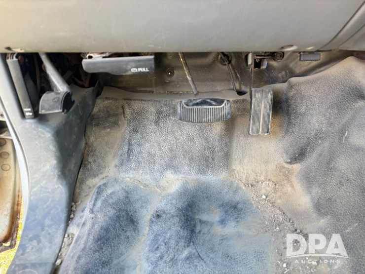 2003-ford-f450-xl-image-57