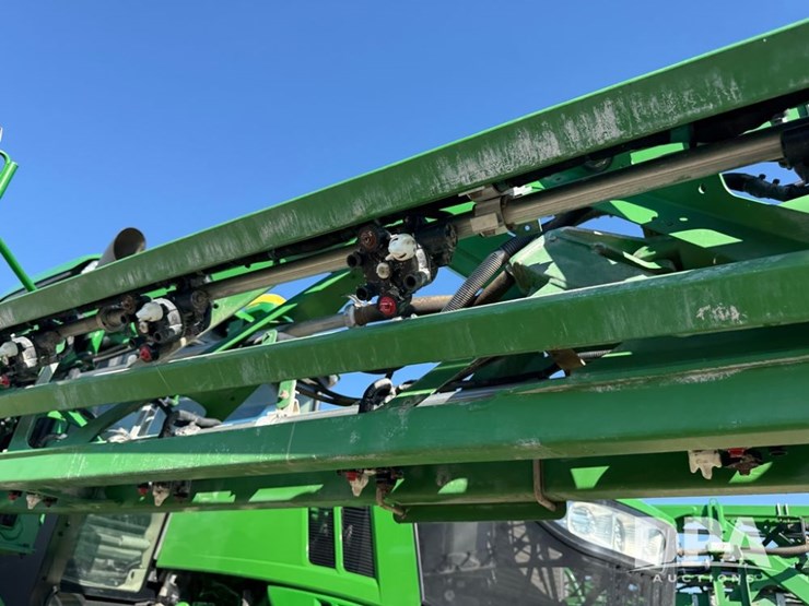 2022-john-deere-412r-image-92