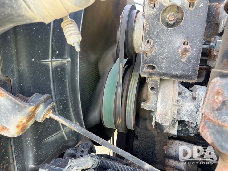 2001-ihc-9100-truck-(jn2647,-unit-32347)-image-82