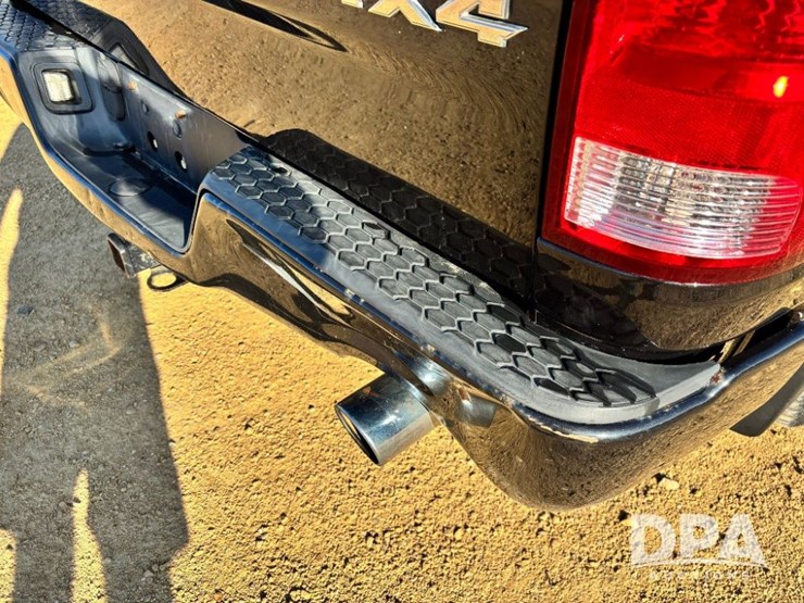 2016-dodge-ram-1500-image-41