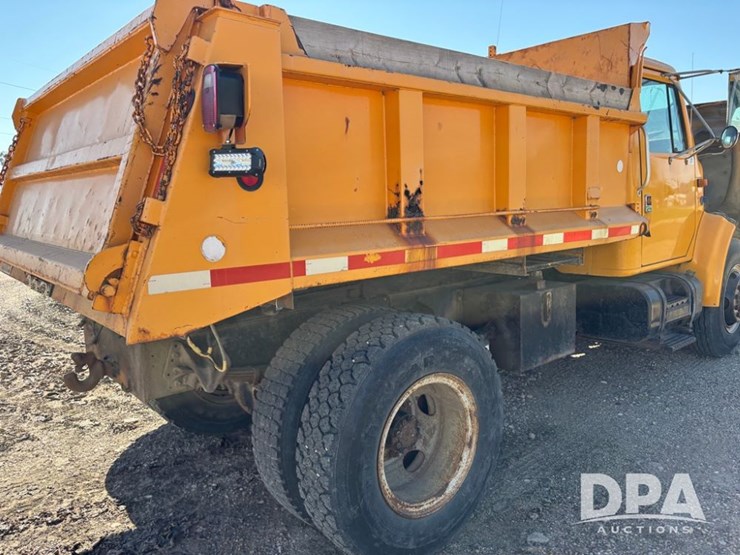 1990-international-4700-image-40