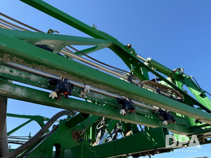 2022-john-deere-412r-image-84